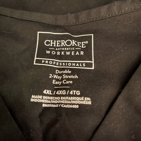 Cherokee scrub set. Color Black. Size 4XL. - Picture 3 of 7